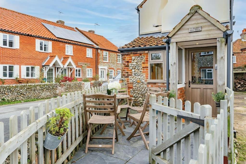 3 Mill Street - Norfolk Cottage Agency โฮลท์ ภายนอก รูปภาพ